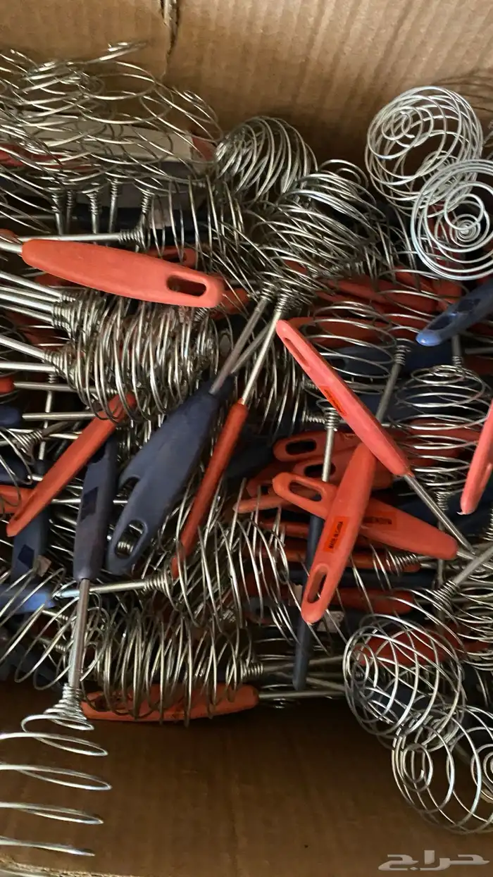 يوجد بضاعة محل 44