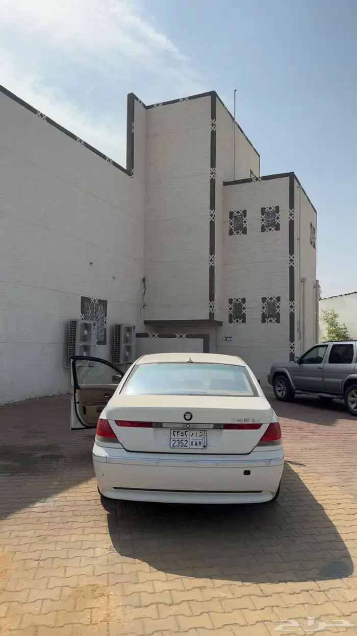 للبيع بي ام 740 Li 3