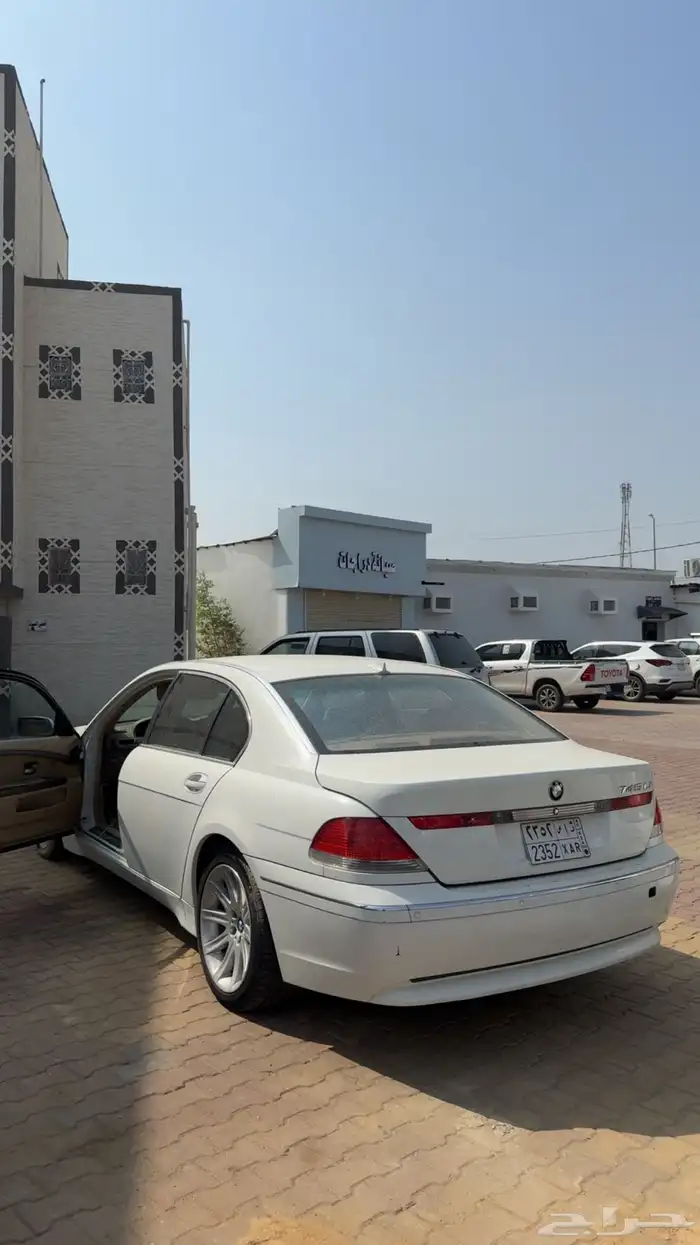 للبيع بي ام 740 Li 0