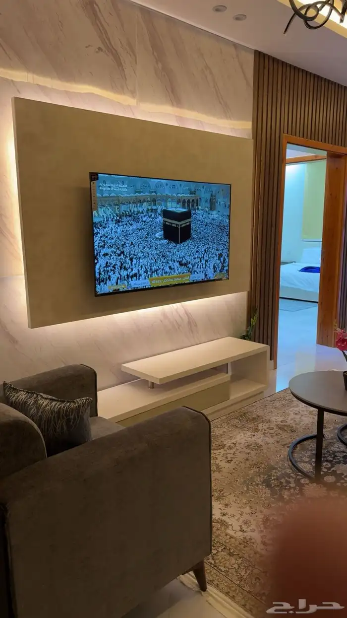 شقق مودرن مؤثثة 10