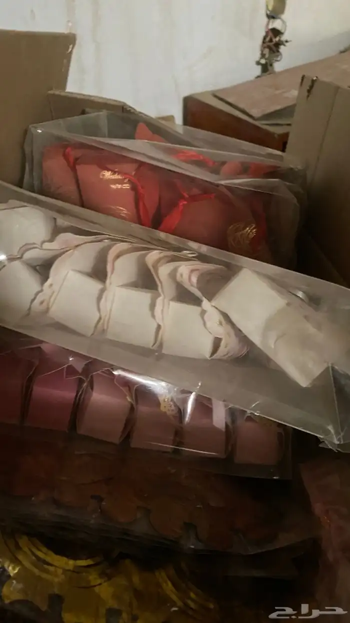 يوجد بضاعة محل 24