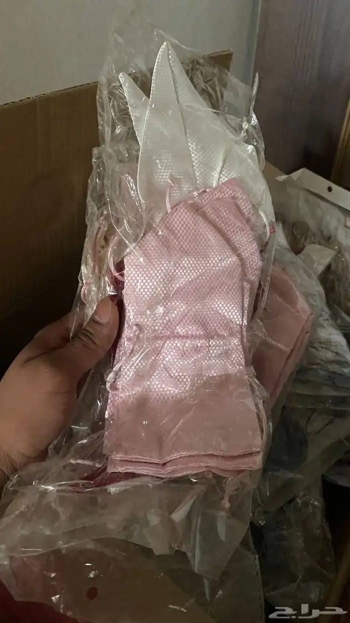 يوجد بضاعة محل 27