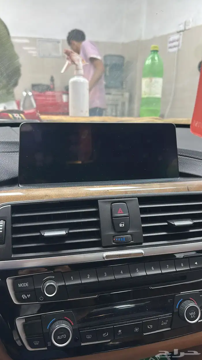 بي ام 320i 16