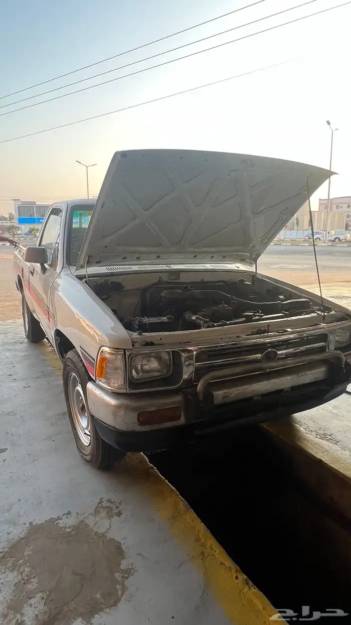 هايلكس 1990 3