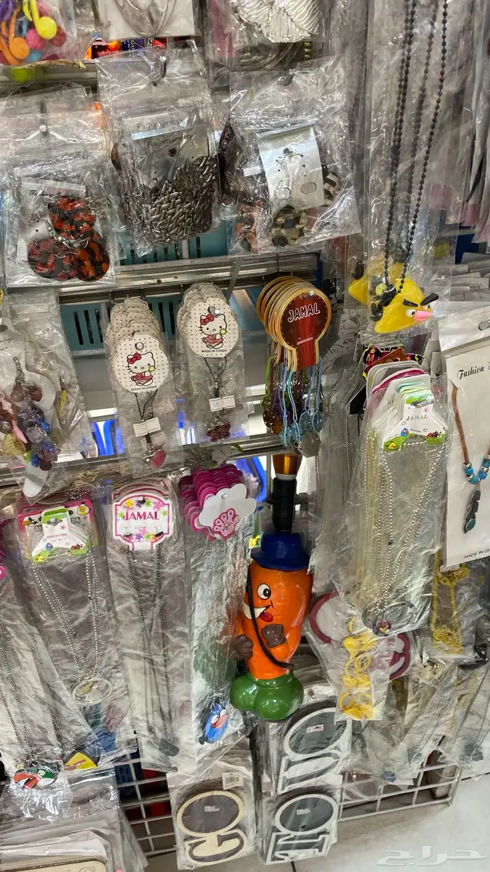 يوجد بضاعة محل 5