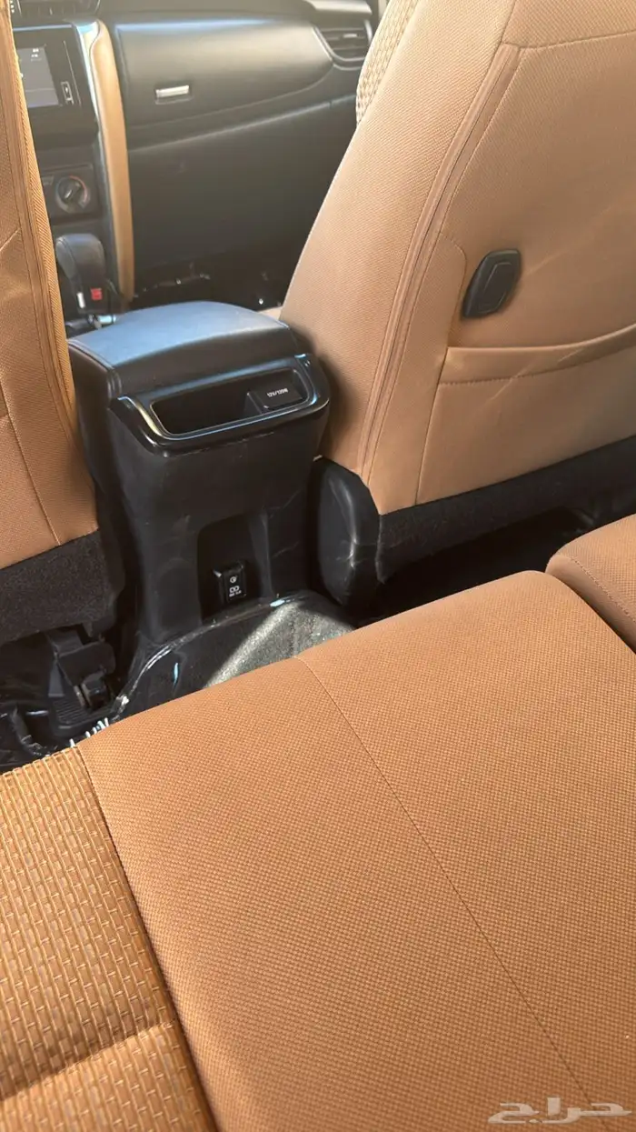 للبيع جيب فور شنر المديل 21 9