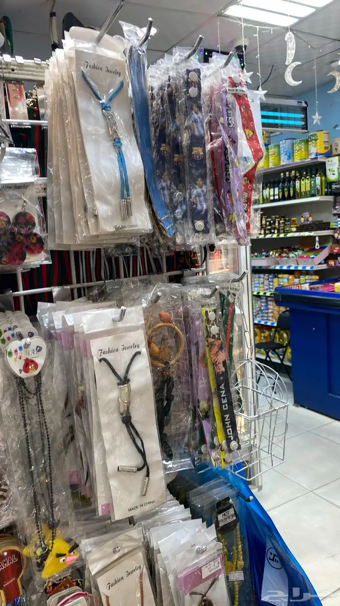 يوجد بضاعة محل 6