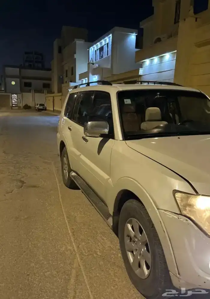 2013 قير اوتماتيك بنزين الممشى   292 ألف كيلو دبل 5