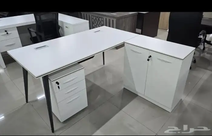 مكاتب دولاب طقم كراسي جلد فخم 0  5  7  3  4  5  0  9  4  6 19