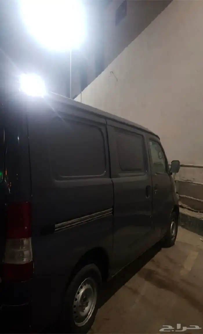 دباب (فان) بضاعة ديهاتسو 0
