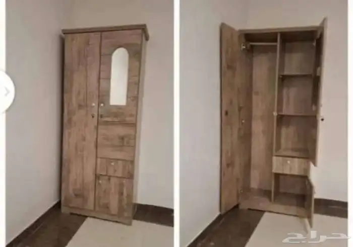 دولاب خشبي بحالة ممتازة للبيع 1