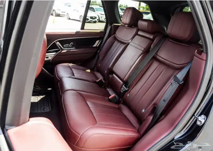 2024 Range Rover P400 SE 7