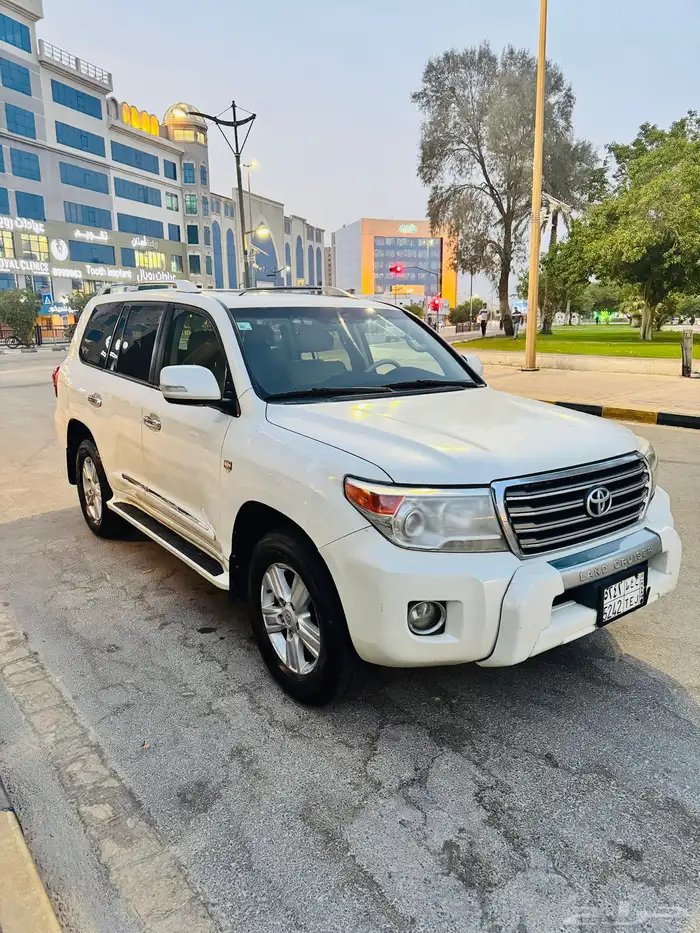 Land Cruiser 2015 0