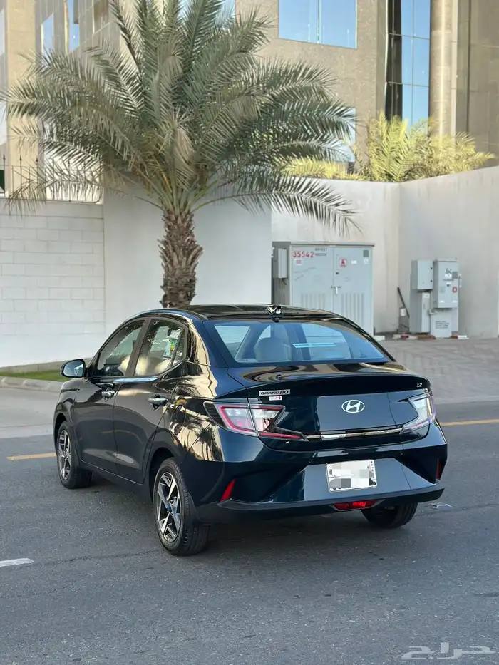 هيونداي i10 2024 سمارت شبه جديدة 9