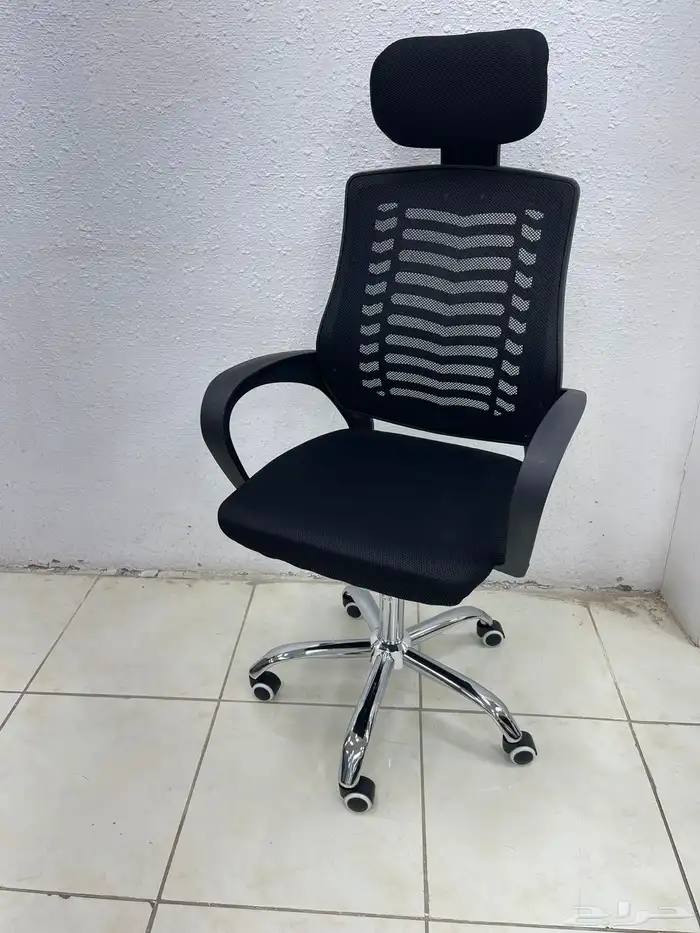 مكاتب دولاب طقم كراسي جلد فخم 0  5  7  3  4  5  0  9  4  6 37
