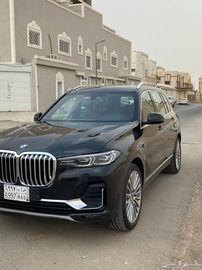 بي ام دبليو X7 2022 1