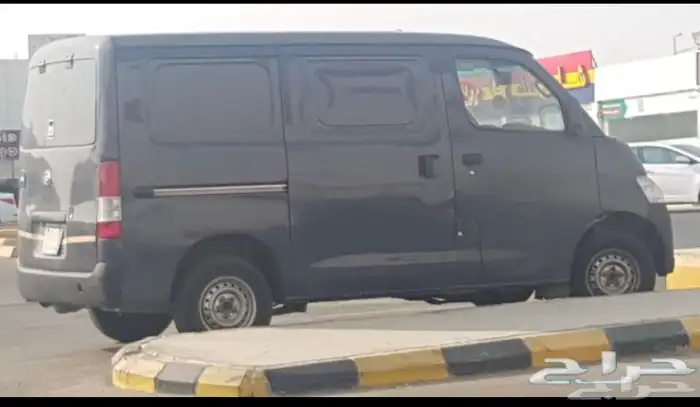دباب (فان) بضاعة ديهاتسو 1