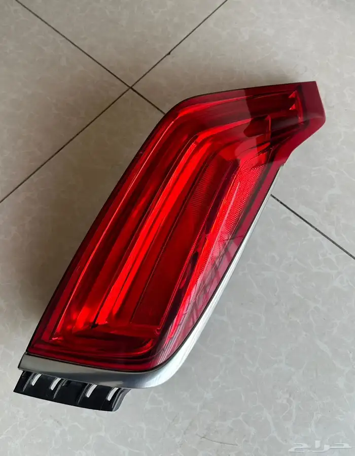 اسطب خلفي CT6 1