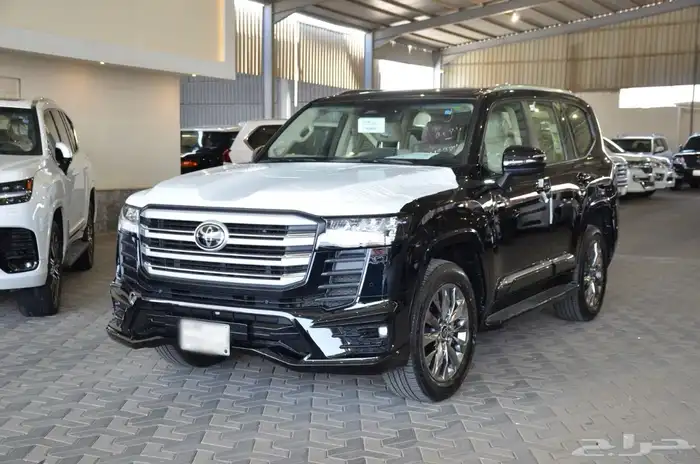 تويوتا GXR S 2025 وارد عبداللطيف جميل 2