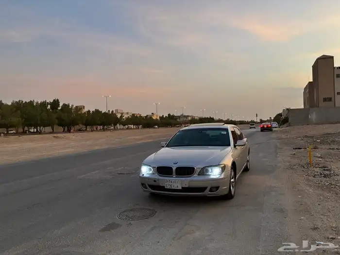 للبيع بي ام 730 موديل 2008 نظيف 8