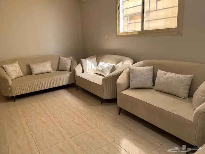 كنب نظيف للبيع 0