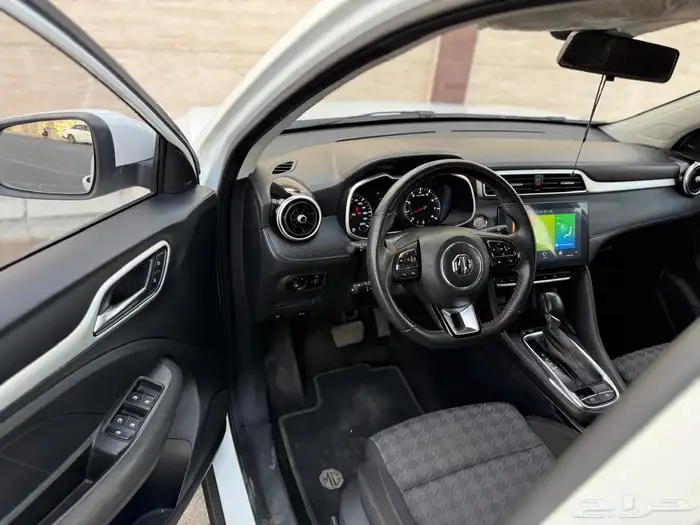 للبيع ام جي ZS موديل 2023 نص فل 12