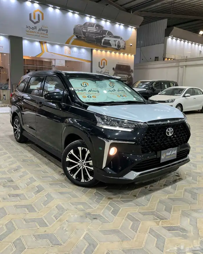 تويوتا فيلوز GLX ماكينه 1.5 موديل 2025 1