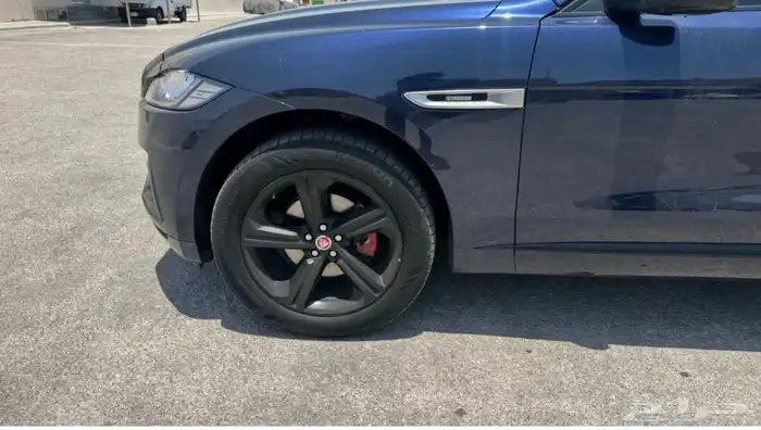 جاكوار F-pace 2018   4 سلندر   صيانة وكاله على مدار السنوات 8