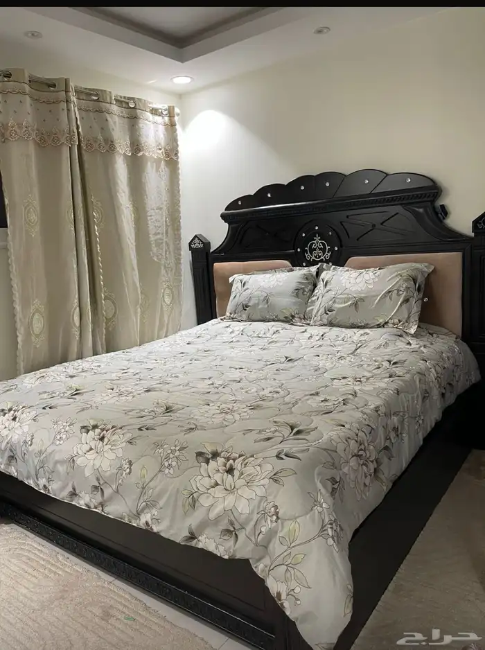 أعراض للبيع 3