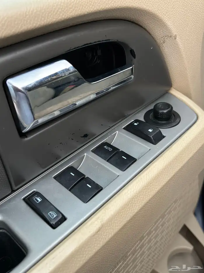 فورد اكسبديشن 2013 طويل بدي وكاله نص فل XLT 19