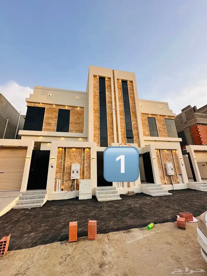 للبيع روف دور ثاني بملحق مع سكاي لايت تشطيب مودرن مساحه350م 30