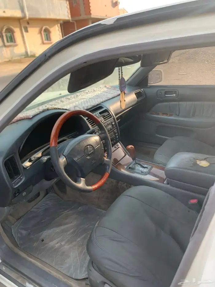 لكزس LS 400 فل كامل أمريكي 25