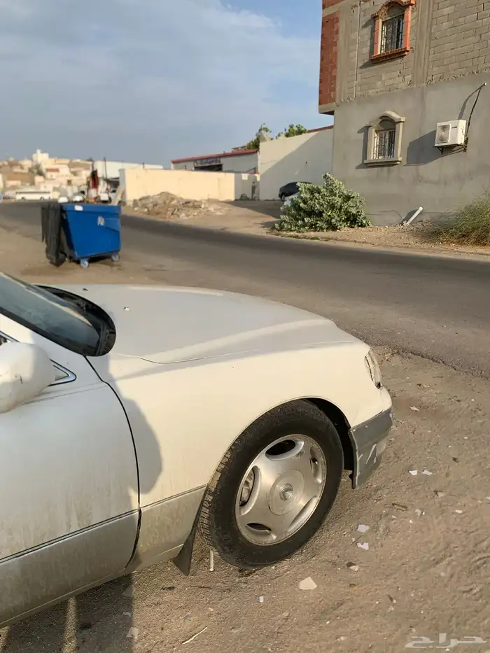 لكزس LS 400 فل كامل أمريكي 24