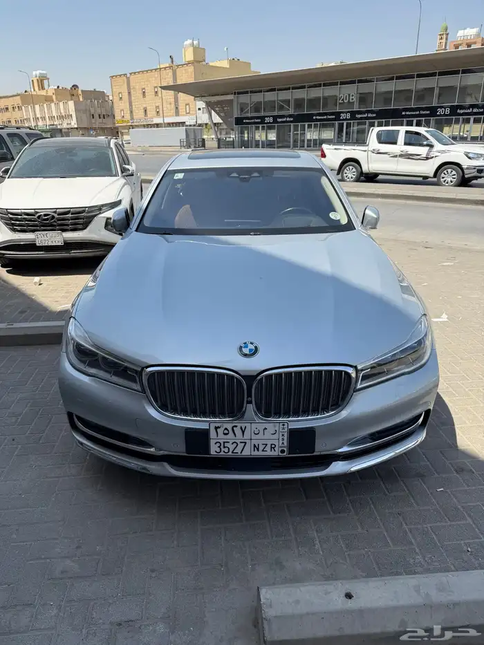 بي ام 2016 فل الفل 750ماشية 98الف قابل للزيادة بودي وكالة م 0