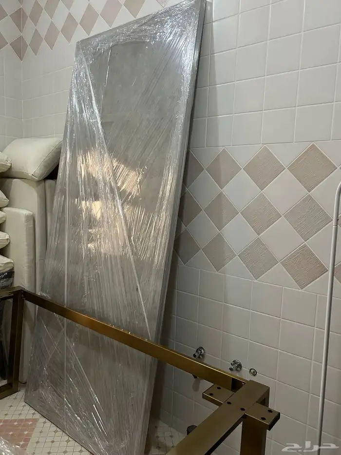 طاولة طعام فاخرة وجديدة رخام رصاصي مترين ونصف 1