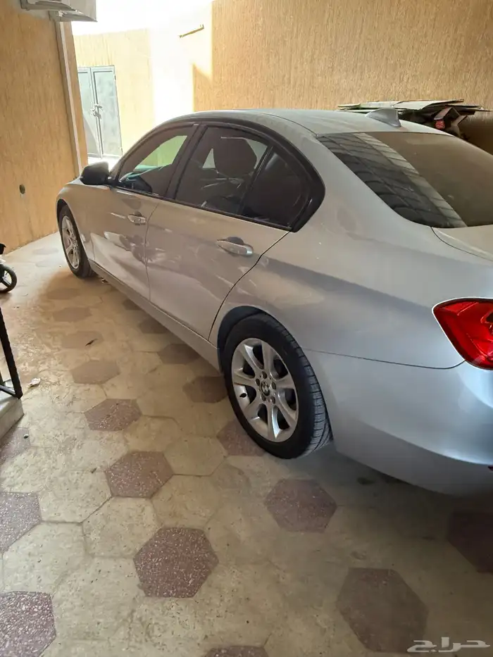 BMW 320i 2012 - بي ام دبليو 320اي 2012 4