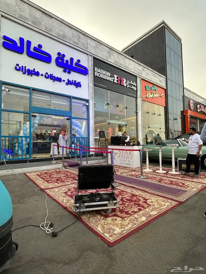 افتتاح المحلات قوس بالونات وبالونه راقصه واضاءات قويه 14