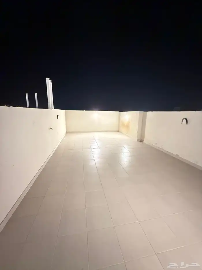 للبيع شقه علويه بسطح خاص ح البديع خلف الراشد مول بسعر450الف 28