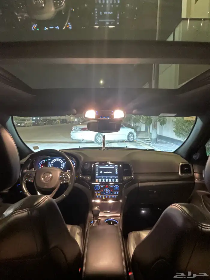 جيب قراند شيروكي 2021 S 8