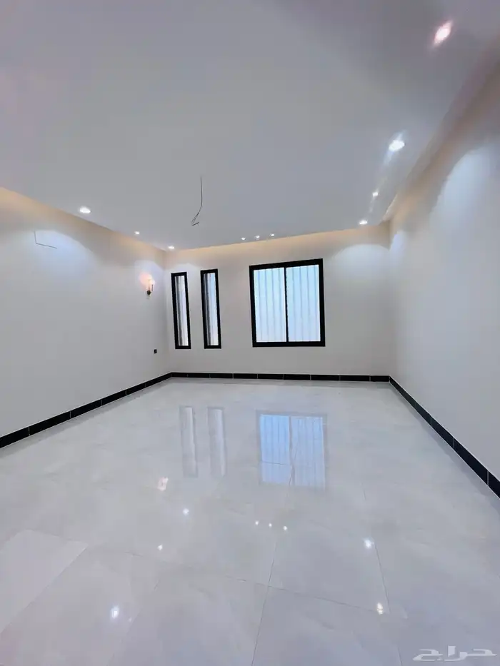 للبيع شقه دور تاني مدخل مستقل وسطح خاص سعر 550 الف فقط 3