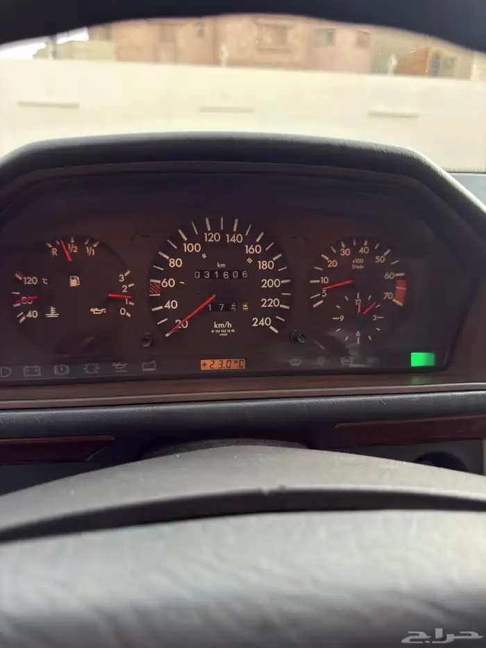 مرسيدس 300 E فرخ شبح (مخزن ) ممشى 31 الف 1992 26