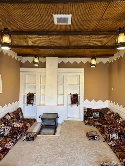 شاليه فاخر للبيع 770 متر مربع حي الغدير index