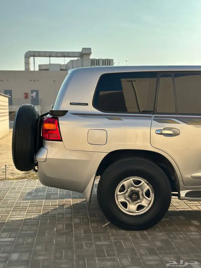 للبيع لاند كلوزر GX-R 2015 23