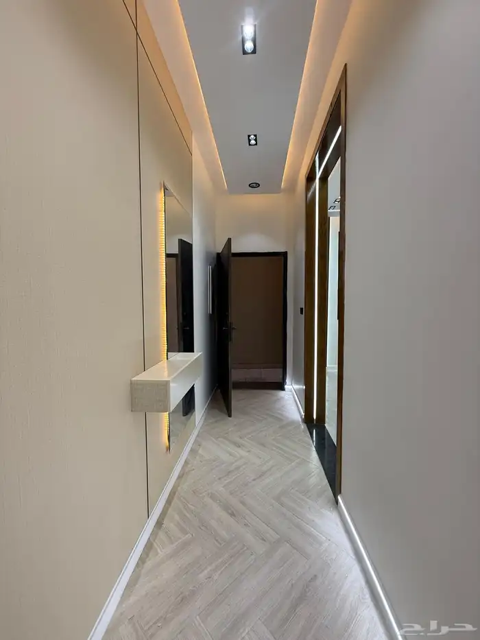 للبيع شقق علويه وشقق ارضيه تشطيب vip ف درة الموسي 14