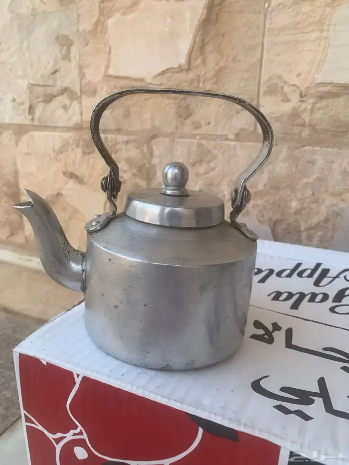 إبريق معدن هندي 1
