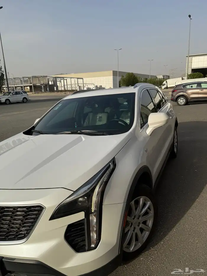 كاديلاك XT4 2019 12