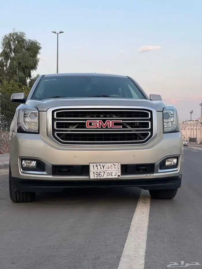 للبيع يوكن Xl موديل 2015 دبل 3