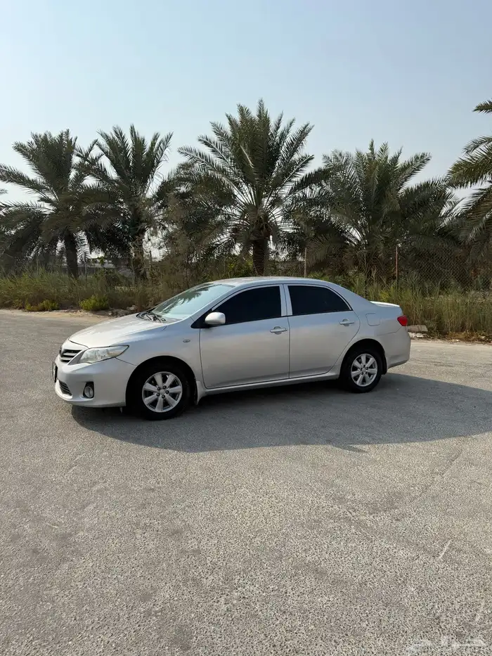 للبيع كورولا 2012 1