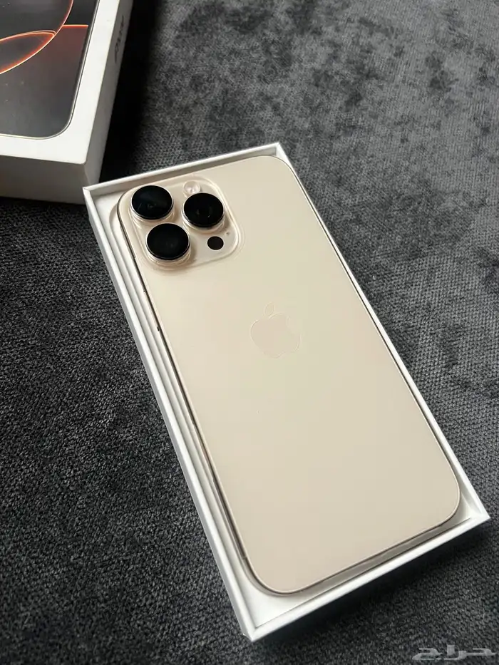 آيفون 4