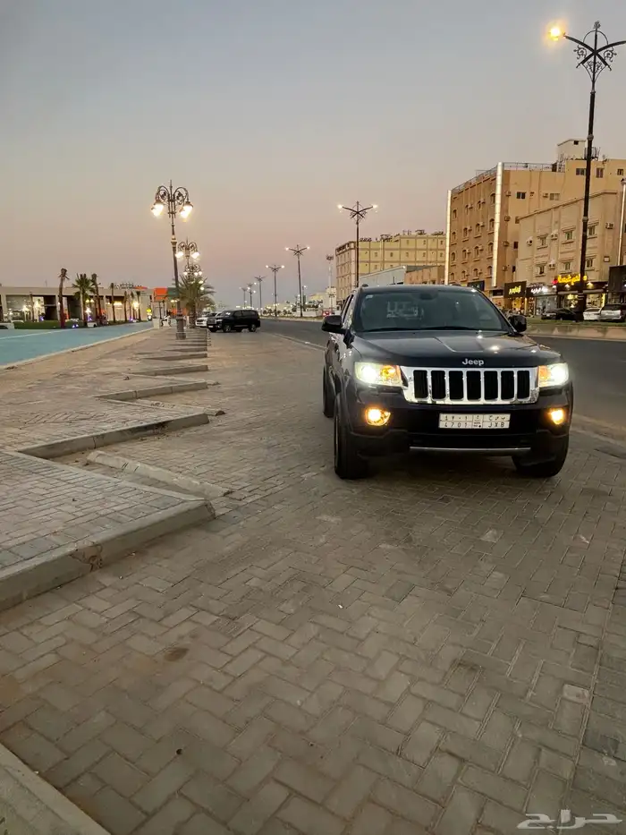 جراند شيروكي هيمي للبيع الملاحظات مذكوره بالاعلان 4